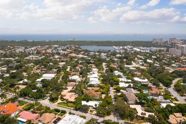 stock image Drone aerial shot of bahia miami, with towers and modern buildings, , neighborhood, palms, trees, streets, bay, pier, boats, sea, blue sky