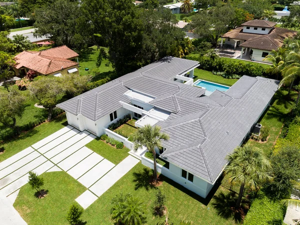 Aerial Drone Shot Elegante Moderna Zona Glenvar Alturas Miami Dade —  Fotos de Stock