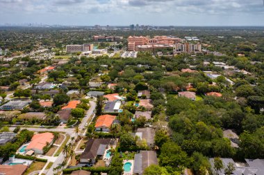 Miami Florida Yüzme Havuzu Görünümü