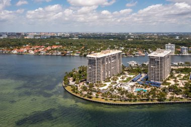 Apartman Oteli Miami Florida İnsansız Hava Aracı Sahil Tekneleri
