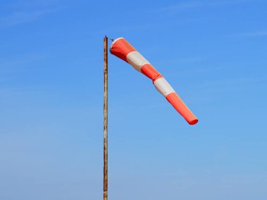 Havacılık kolu ya da rüzgar göstergesi ya da rüzgâr önlüğü