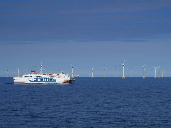 BALTIC SEA, BORNHOLM ADASI - CRCA HAZİRAN 2022: Ystad - Swinoujscie rotasındaki Polferibotlar.