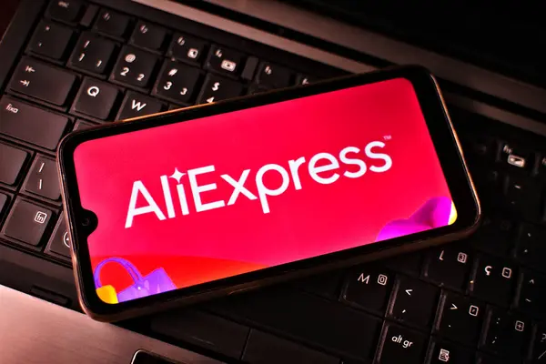 stock image Rio de Janeiro, Brazil - AliExpress, Shein and Shopee: Brazil's Chamber of Deputies approves project that taxes 'purchases' up to US$50 by 20%. Illustrative image of Aliexpress on a cell phone screen and background with a keyboard or computer screen.