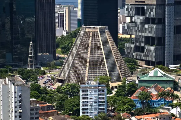 Rio de Janeiro Metropolitan Katedrali (Katedral Metropolitana do Rio de Janeiro) olarak da bilinir. Rio de Janeiro, Brezilya - 09.11.2024