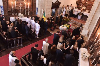 Rio de Janeiro, Brezilya - 11.09.2024: Brezilya Prensi Dom Antonio de Orleans e Braganca için cenaze ve uyanış ayini, Brezilya 'nın Rio de Janeiro şehrinde bulunan İmparatorluk Kardeşliği Kilisesi' nde kutlandı..