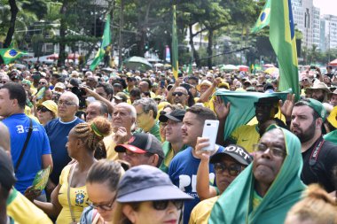 Bolsonaro 'nun gösterisi bu Pazar günü Rio de Janeiro' daki Copacabana plajında yapıldı. Gösteri, 8 Ocak 'ta tutuklananlar için af için düzenlendi. Rio de Janeiro, Brezilya - 03.16.2025