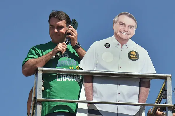 Rio de Janeiro, Brezilya: 08.03.2025: Bu Pazar Copacabana 'da 