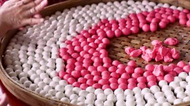 Geleneksel Festival Etkinliği: Tangyuan Yapımı
