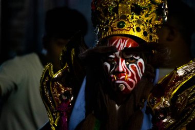 Geleneksel Tayvan halk hareketi olan 