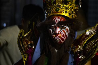 Geleneksel Tayvan halk hareketi olan 