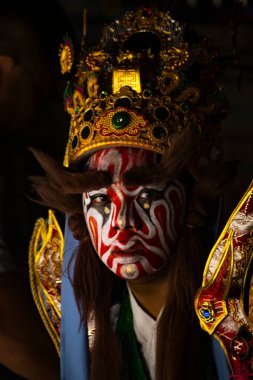 Geleneksel Tayvan halk hareketi olan 