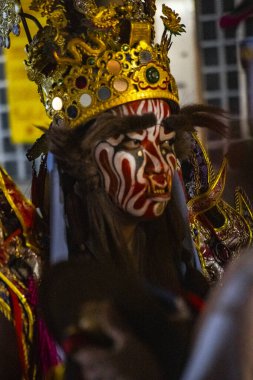 Geleneksel Tayvan halk hareketi olan 