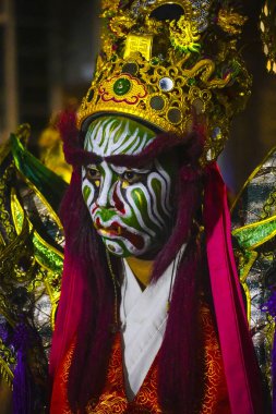 Geleneksel Tayvan halk hareketi olan 