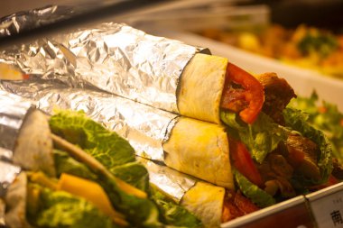 Dolgun yuvarlanmış gözlemenin yakın çekimi