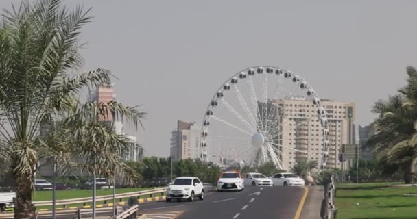 Emirati Arabi Uniti Sharjah Agosto 2022 Strada Corniche Con Ruota — Video Stock