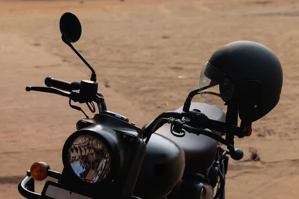 Parte Una Motocicleta Clásica Negra Una Marca Desconocida Concepto Libertad — Foto de Stock