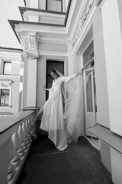 Braut Mit Einem Brautstrauß Hochwertiges Foto — Stockfoto