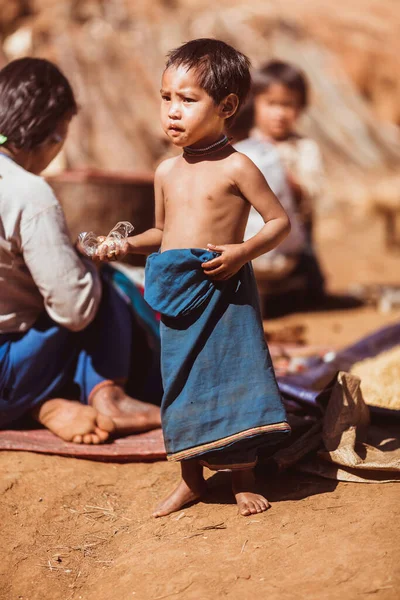 Мьянма Февраля 2021 Года Племена Живущие Изолированных Районах Мьянмы Высокое — стоковое фото