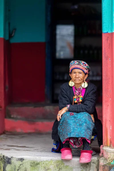 stock image Nepalese woman in the mountains of the Himalayas. Village Na . Nepal. April 27, 2018. High quality photo