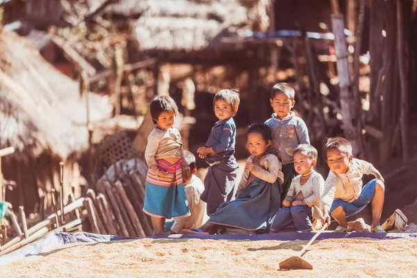 Мьянма Февраля 2021 Года Племена Живущие Изолированных Районах Мьянмы Высококачественное — стоковое фото