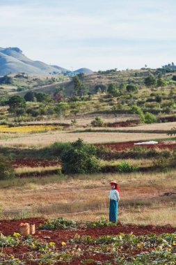 Myanmar, 18 Şubat 2021: Myanmar 'ın ıssız bölgelerinde yaşayan kabileler. Yüksek kalite fotoğraf
