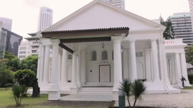 Singapur 05 Mayıs 2024: St. Gregory Ermeni Kilisesi 1835 yılında inşa edilen ve 180. kuruluş yıldönümünü kutlayan Singapur 'un en eski kilisesidir. - Evet. Yüksek kalite 4k görüntü