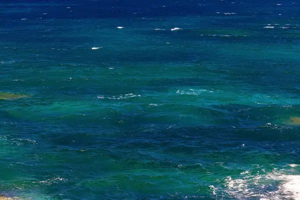 Su Mavi Atlantik Okyanusu. Yüksek kalite fotoğraf