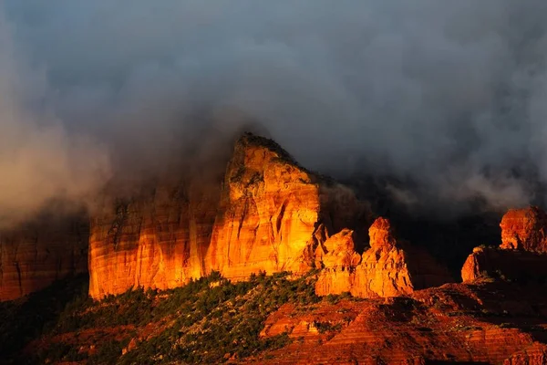 Pôr Sol Durante Uma Tempestade Nas Rochas Vermelhas Sedona Arizona — Fotografia de Stock