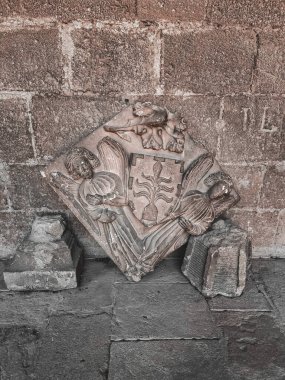 Barselona şehrindeki antik taş duvar