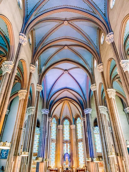 St. Vitus, Rusya Katedrali 'nin içi.