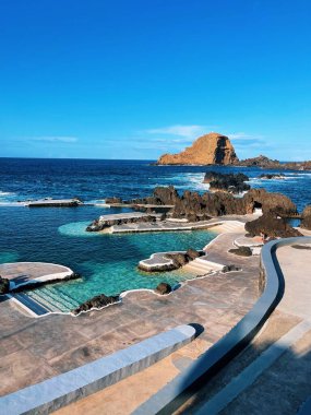 Deniz kıyısının güzel manzarası 