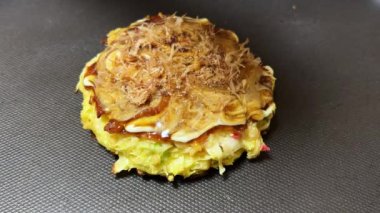 Japon okonomiyaki elektrikli ocakta