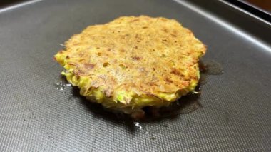 Japon okonomiyaki elektrikli ocakta