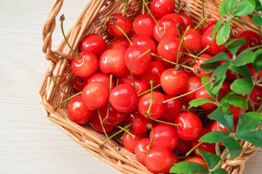 Japon kirazları, taze tatlı kirazlar