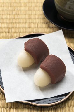 Japon Dango tatlısı, aya bakmak, Japon kültürü.