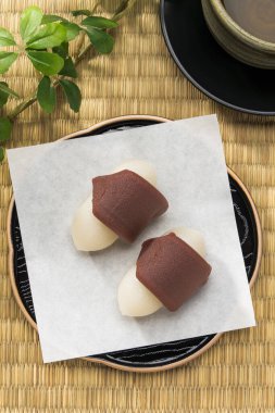 Japon Dango tatlısı, aya bakmak, Japon kültürü.