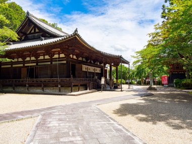Nara 'daki Ryousen-ji Tapınağı, Japonya' daki Nara Bölgesi. (06-25-2025 'te çekildi.)