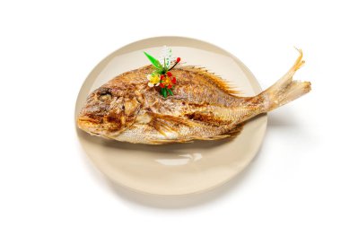 Tabakta Japon Izgara Balığı Tören İçin