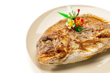 Tabakta Japon Izgara Balığı Tören İçin