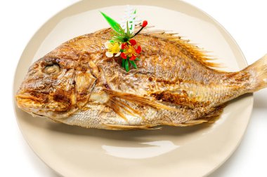 Tabakta Japon Izgara Balığı Tören İçin