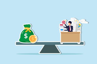 Maaşlar, maaş veya gelir, çok çalışmak veya teşvik fazla mesai, fazla çalışma ve yaşam dengesi konsepti, iş adamı yoğun masa başı tahterevallisi para çantası ile denge tahterevallisi.