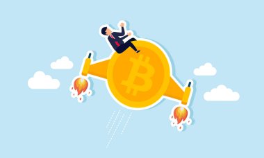 Bir iş adamı, Bitcoin 'in tüm zamanların en yüksek değeri olan Bitcoin' in olumlu eğiliminin bir göstergesi olarak gökyüzüne doğru süzülen bir bitcoin jetine biniyor..