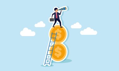 Bir işadamı, şirketin gelirini artırmak için gösterilen çabanın bir göstergesi olarak dürbünle merdivenle para yığınına tırmanıyor.  