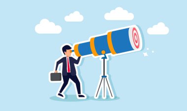 Hedef tahtaya teleskopla bakan bir işadamı, tanımlanmış iş hedeflerinin izlenmesi ve değerlendirilmesi  