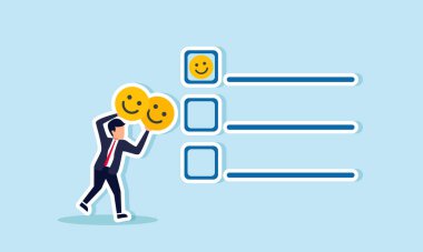 Bir işadamı, iş hizmetlerinden memnuniyet değerlendirmesi sunan bir tabut üzerindeki mutlu bir ifadeyi işaretlemeye çalışır.