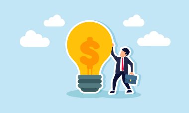 Bir işadamı, iş gelirlerinin artmasında önemli faktörler olarak bir dolar işareti, yaratıcılık ve iş inovasyonunun resmedildiği bir lambanın yanında duruyor.