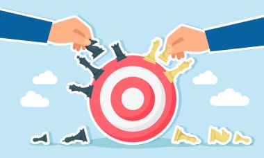 Hedef tahtasında iki el birbirine karşı satranç oynuyor, şirket hedeflerine ulaşmada iş rekabetinin bir örneği.
