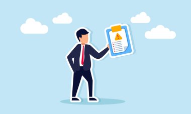 İş adamı elinde bir uyarı panosu tutuyor. İş kuralları ve yönetmelikleri resimlerini inceliyor.