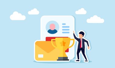 Profil belgesi zarfının yanında duran iş adamı ve etkileyici müfredat vitae ve iş deneyimine sahip iş başvurusunun ödül illüstrasyonu