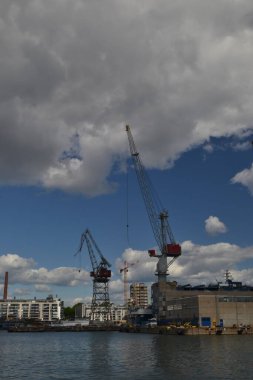 St. Petersburg / Helsinki çevresindeki bir wolk, binaların, doğanın, kültürün ve ilgi çekici yerlerin genel bakışı.